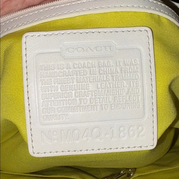 Coach Vintage Large Gallery Zebra Tote - Picture 3 of 13